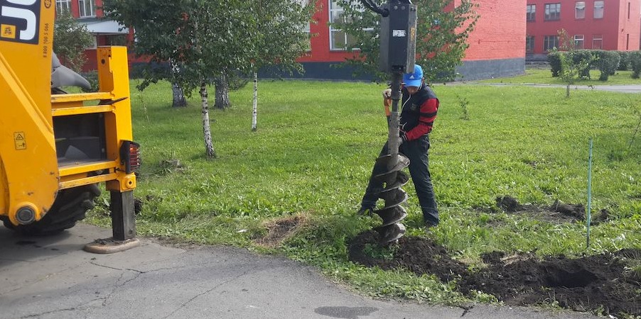 Услуги по бурению грунта под столбы и фундамент в Тюменской области