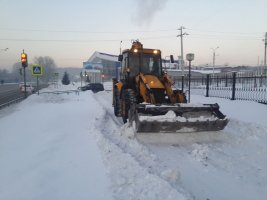 Уборка, чистка снега спецтехникой стоимость услуг и где заказать - Заводоуковск
